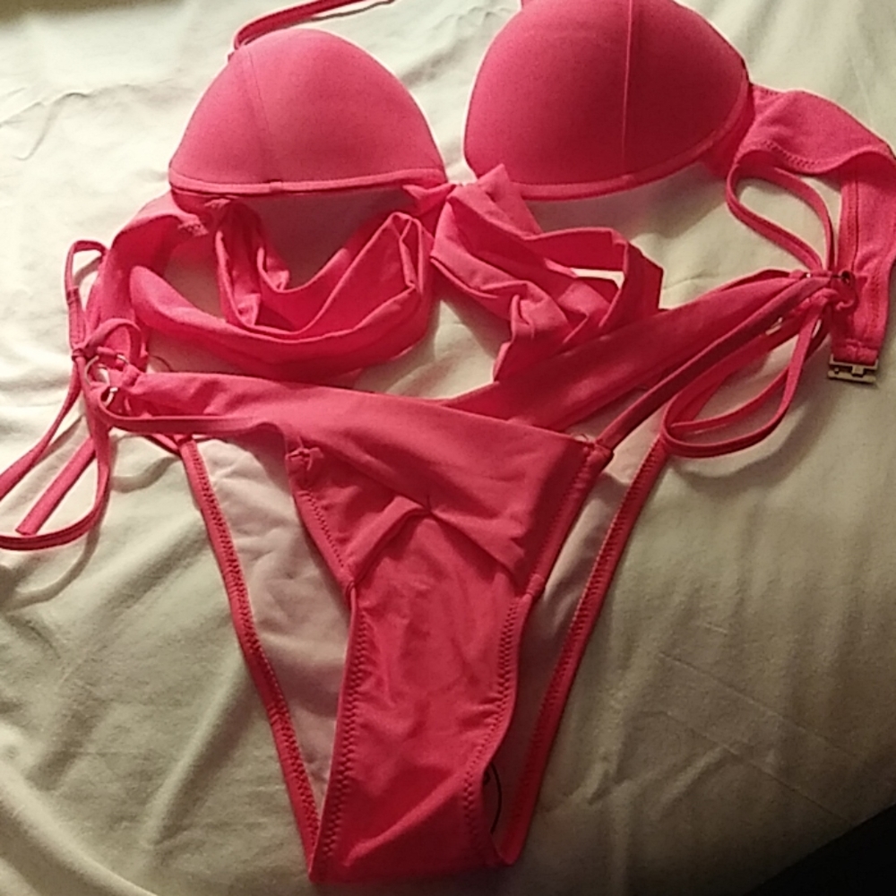 New bikini swimming suit